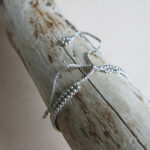 Armband mit versilberten Metallperlchen-707
