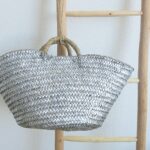 handgemachter Korb 'metallic Effect' aus Palmblatt geflochten