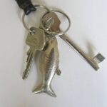 Schlüsselanhänger Silber-Fisch aus 'maillechort Silber'-1661