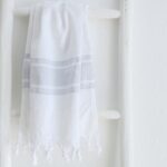 Bade- und Handtuch Set aus leichtem Baumwoll Frottee – Bild 3