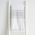 Bade- und Handtuch Set aus leichtem Baumwoll Frottee – Bild 6