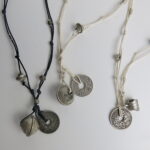 Unikat-Kette mit alter Münze und Berber Silberperlen – Bild 2