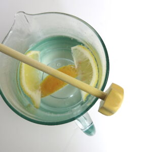 Handgemachter Zitruspress-Stab aus Zitronenholz