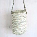 Handgemachter kleiner Korb mit Aufhängung - längliche Form – Bild 5