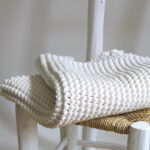 Handgestrickter Badteppich aus Baumwolle – Bild 4