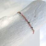 2mm bunte Turmalin Edelsteine an feinem Häkel-Armband – Bild 9