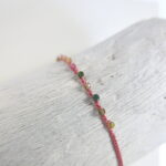 2mm bunte Turmalin Edelsteine an feinem Häkel-Armband – Bild 8