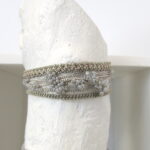 Häkel Armband metallic schimmernde Glasperlen – Bild 9