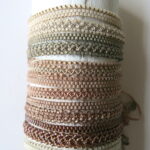 Häkelarmband mit Glasperlen soft autumn shades – Bild 14