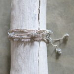 Gehäkelte Kette und Armband mit Miyuki Glasperlen in grau-silber Schimmer – Bild 13