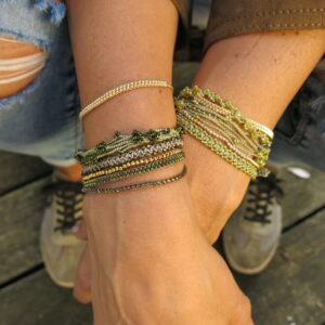 Handgehäkelte Kette und Wickel Armband