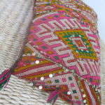 Vintage Kelim Kissen mit Metallpailletten - Pink – Bild 3