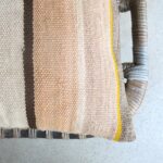 Kissen aus vintage Kelimteppich - gestreift