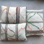 Kissen aus vintage Kelimteppich - beige mit Stickerei – Bild 5