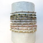 Neue Farben - Armband mit Edelsteinen und Vermeil Perlen – Bild 4