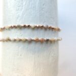 Neue Farben - Armband mit verschiedenen Edelsteinen – Bild 12