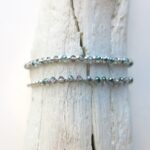 Feines Armband im Glas-metallic Perlen Mix – Bild 10